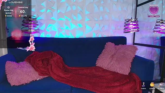 Snapshot of ly_lulu chatting on 7, 10, 2025 ly lulu online show from 7, 10, 2025