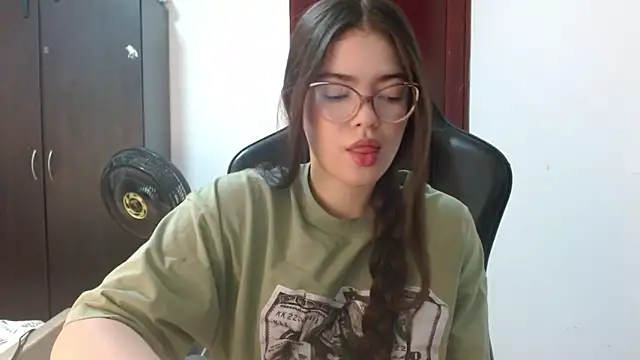 Valentina2390 online show from 20, 6, 2026