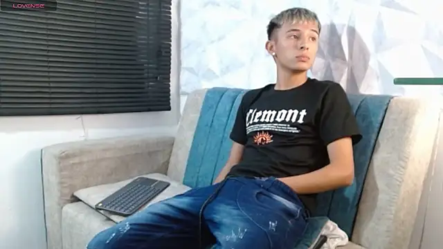 Isaac tan online show from 4, 12, 2025