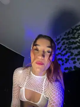 Liawood1 online show from 17, 9, 2025