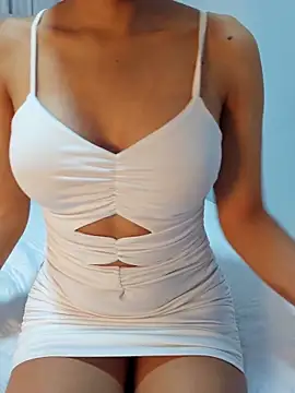 Miss Pompitas23 online show from 15, 4, 2026