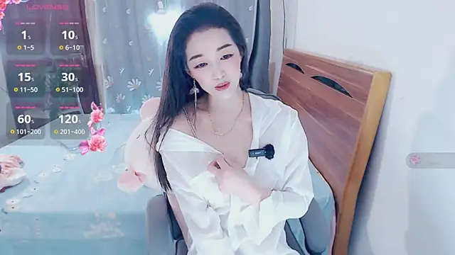 yaoyao-baby520 online show from 6, 4, 2026