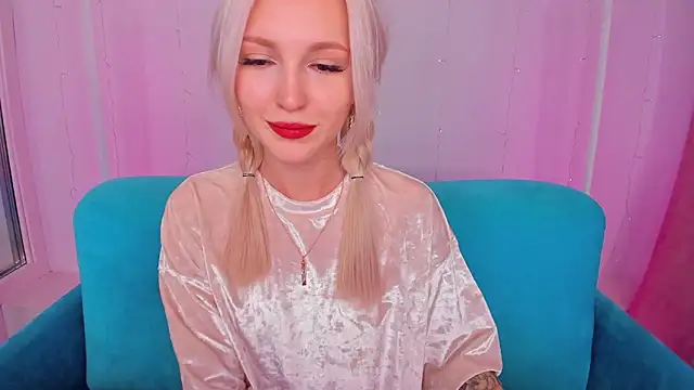 LisaFoxyMe online show from 1, 11, 2025