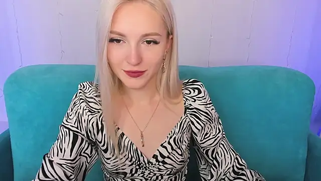 LisaFoxyMe online show from 30, 9, 2025