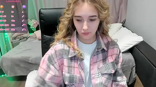 TaisiaHot online show from 7, 3, 2026