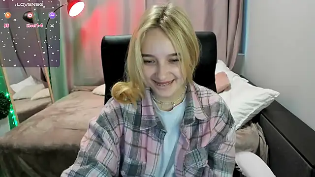 TaisiaHot online show from 7, 4, 2026