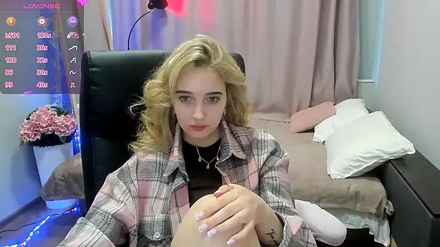 TaisiaHot online show from 21, 4, 2026