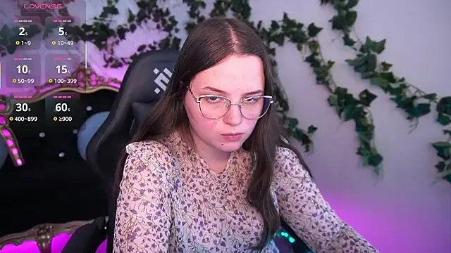 SophieDreamss online show from 15, 10, 2025