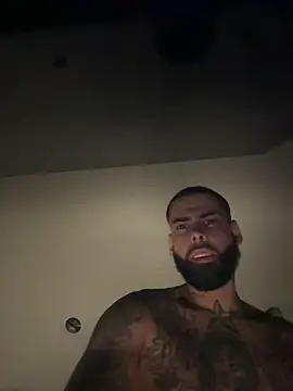 makeyoucum1716 online show from 6, 3, 2026