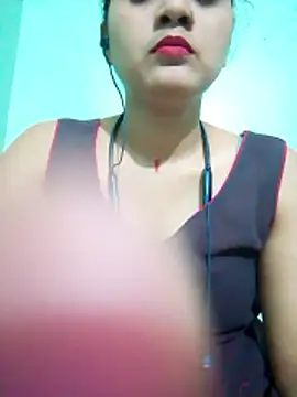 Snapshot of Kavya-Tiwari chatting on 28, 6, 2026 Kavya-Tiwari online show from 28, 6, 2026