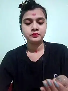 Snapshot of Kavya-Tiwari chatting on 1, 6, 2026 Kavya-Tiwari online show from 1, 6, 2026