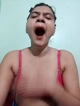 Snapshot of Kavya-Tiwari chatting on 26, 5, 2026 Kavya-Tiwari online show from 26, 5, 2026