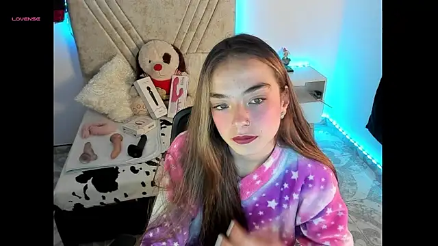 Mia Victoria22 online show from 12, 4, 2026