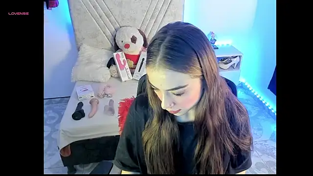 Snapshot of Mia_Victoria22 chatting on 19, 5, 2026 Mia Victoria22 online show from 19, 5, 2026