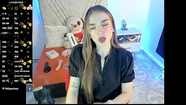 Snapshot of Mia_Victoria22 chatting on 10, 6, 2026 Mia Victoria22 online show from 10, 6, 2026