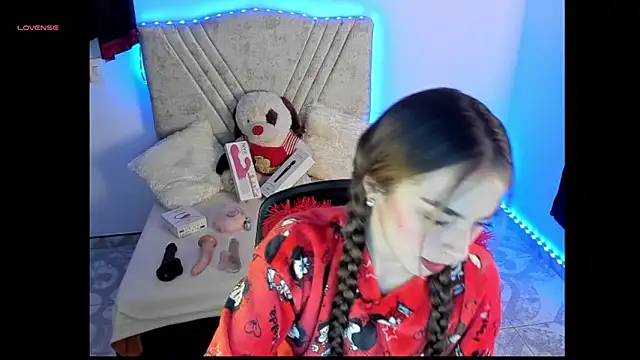 Snapshot of Mia_Victoria22 chatting on 15, 5, 2026 Mia Victoria22 online show from 15, 5, 2026