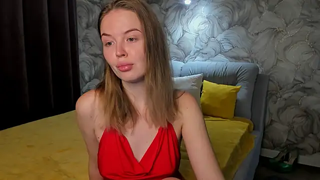 LaurennHill online show from 8, 11, 2025