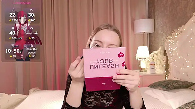 Lucy Shaw online show from 6, 11, 2025