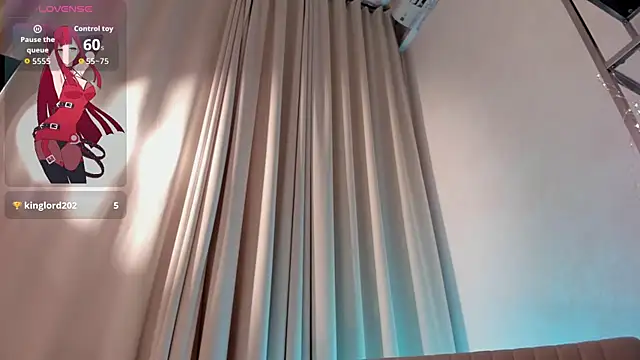 Lucy Shaw online show from 2, 11, 2025