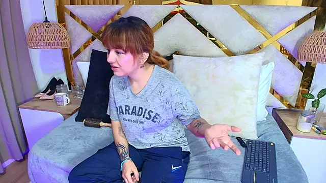 Scarlett Vegaa online show from 2, 10, 2025