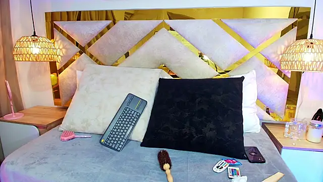 Scarlett Vegaa online show from 15, 9, 2025