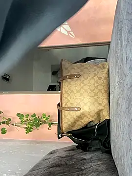 Snapshot of MacarenaRosse chatting on 15, 10, 2025 MacarenaRosse online show from 15, 10, 2025