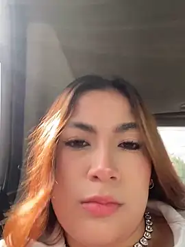 Snapshot of MacarenaRosse chatting on 6, 11, 2025 MacarenaRosse online show from 6, 11, 2025