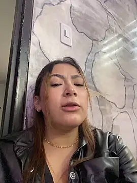 Snapshot of MacarenaRosse chatting on 28, 11, 2025 MacarenaRosse online show from 28, 11, 2025