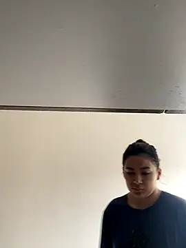 Snapshot of MacarenaRosse chatting on 10, 10, 2025 MacarenaRosse online show from 10, 10, 2025