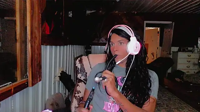 HTXBBY3130 online show from 10, 10, 2025