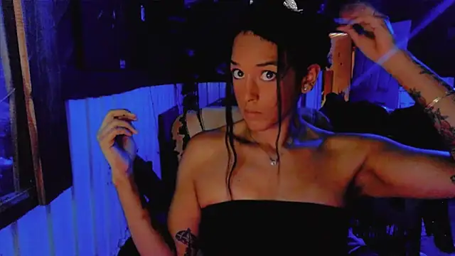 HTXBBY3130 online show from 17, 11, 2025