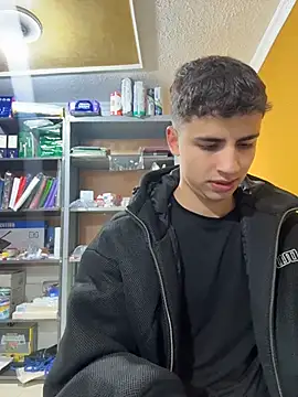 AdrianRinaldi online show from 4, 5, 2026