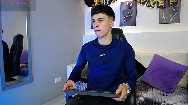 AdrianRinaldi online show from 13, 10, 2025