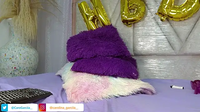 Carolinagarcia12345 online show from 5, 2, 2026