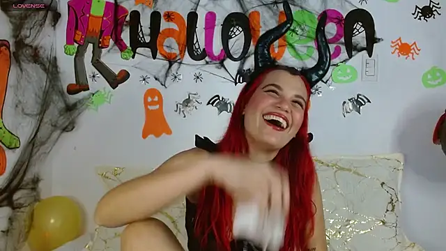 Snapshot of Carolinagarcia12345 chatting on 6, 11, 2025 Carolinagarcia12345 online show from 6, 11, 2025