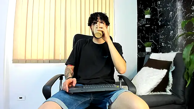 Rafael Mendezz online show from 7, 11, 2025