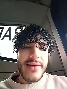 Rafael Mendezz online show from 1, 2, 2026