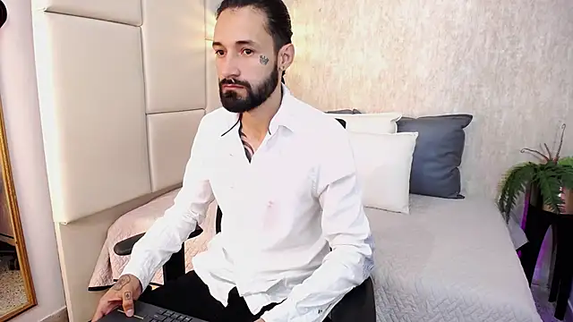 Hisoka 011 online show from 16, 2, 2026