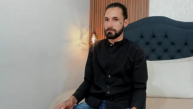 Hisoka 011 online show from 15, 2, 2026