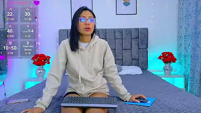 Snapshot of Soffia_Konig_ chatting on 9, 5, 2026 Soffia Konig online show from 9, 5, 2026