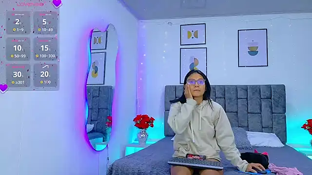 Snapshot of Soffia_Konig_ chatting on 28, 4, 2026 Soffia Konig online show from 28, 4, 2026