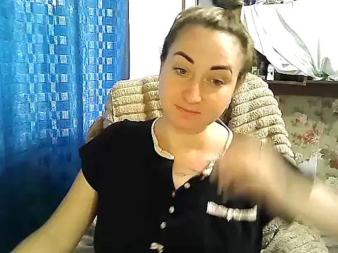 FlySunny4 online show from 18, 9, 2025