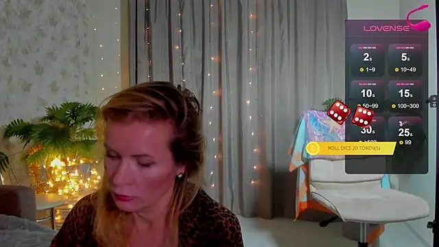 Julia Giulia online show from 8, 1, 2026