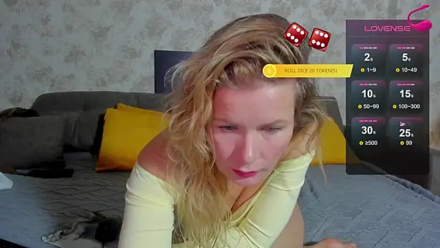 Julia Giulia online show from 8, 2, 2026