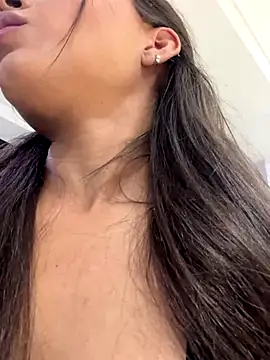 AnnyVega  online show from 17, 10, 2025