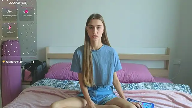 SofiBirch online show from 23, 9, 2025