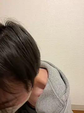 Yuma0718 online show from 12, 2, 2026