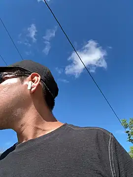 Snapshot of marlonghc4 chatting on 25, 11, 2025 marlonghc4 online show from 25, 11, 2025