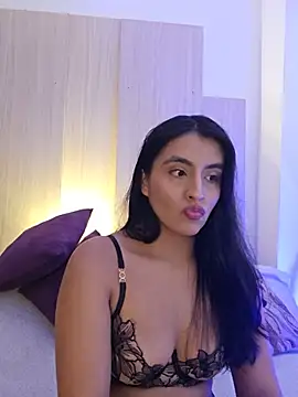Snapshot of AliishaPss chatting on 26, 5, 2026 AliishaPss online show from 26, 5, 2026
