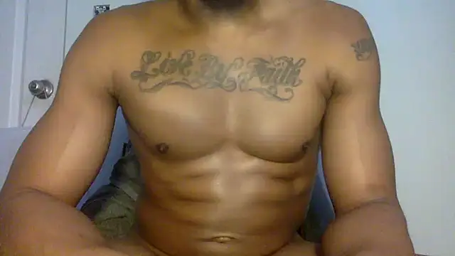 sexxycloudymuscle4u online show from 4, 10, 2025